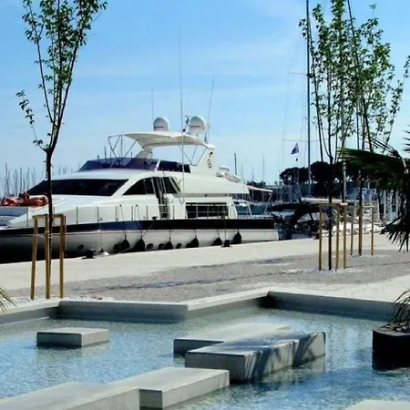 Modern And Practical In The Heart Of سبليت